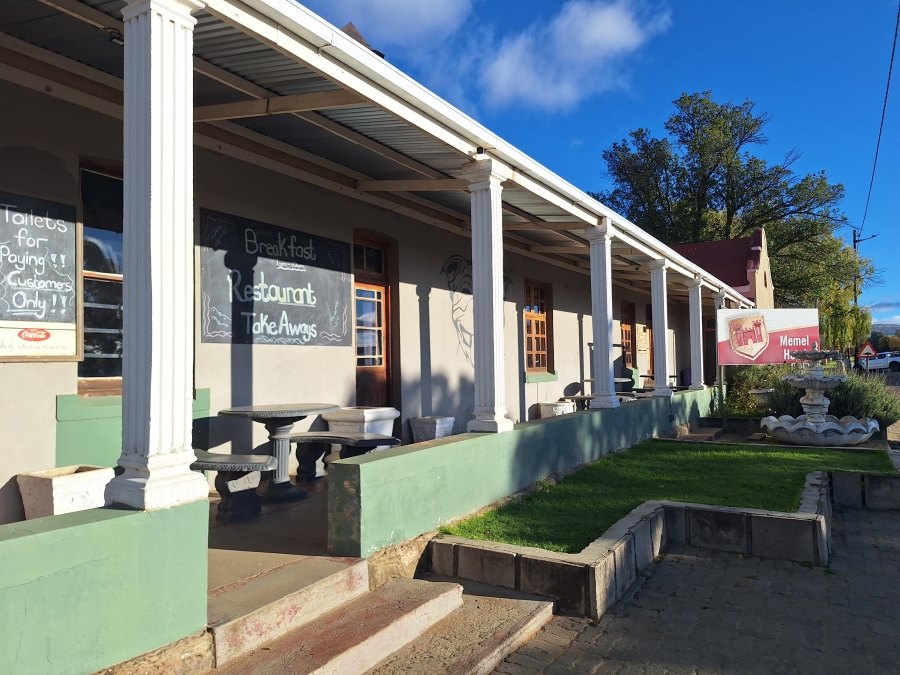 8 Bedroom Property for Sale in Memel Free State